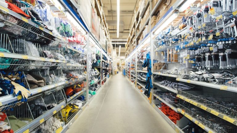 8 dicas para você montar o melhor layout de loja de materiais de construção