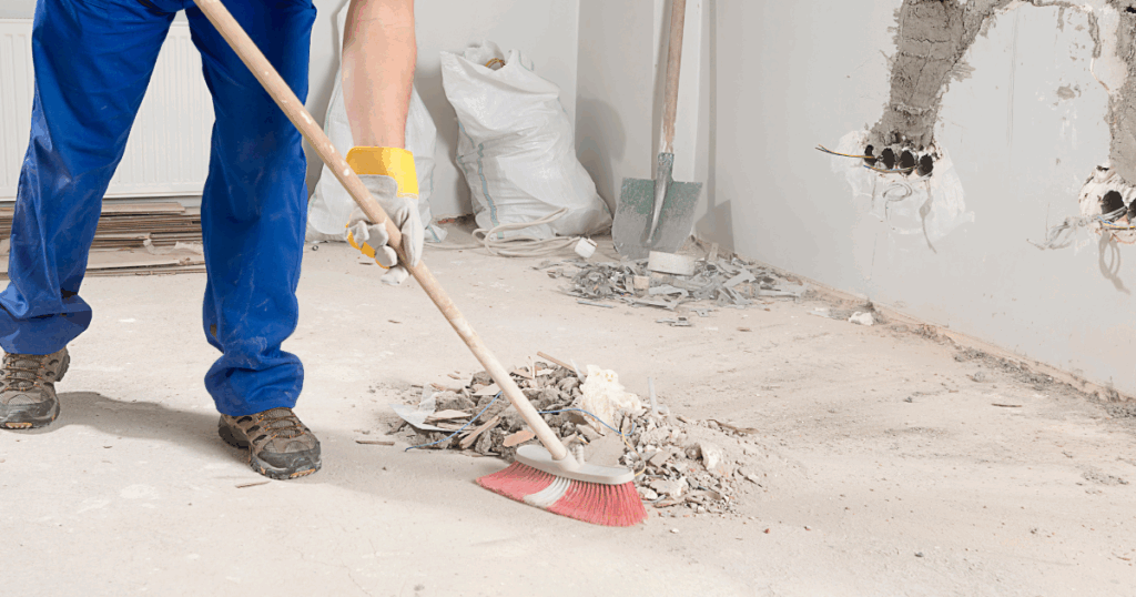 Limpeza do local da obra para aplicação do SikaTop 100